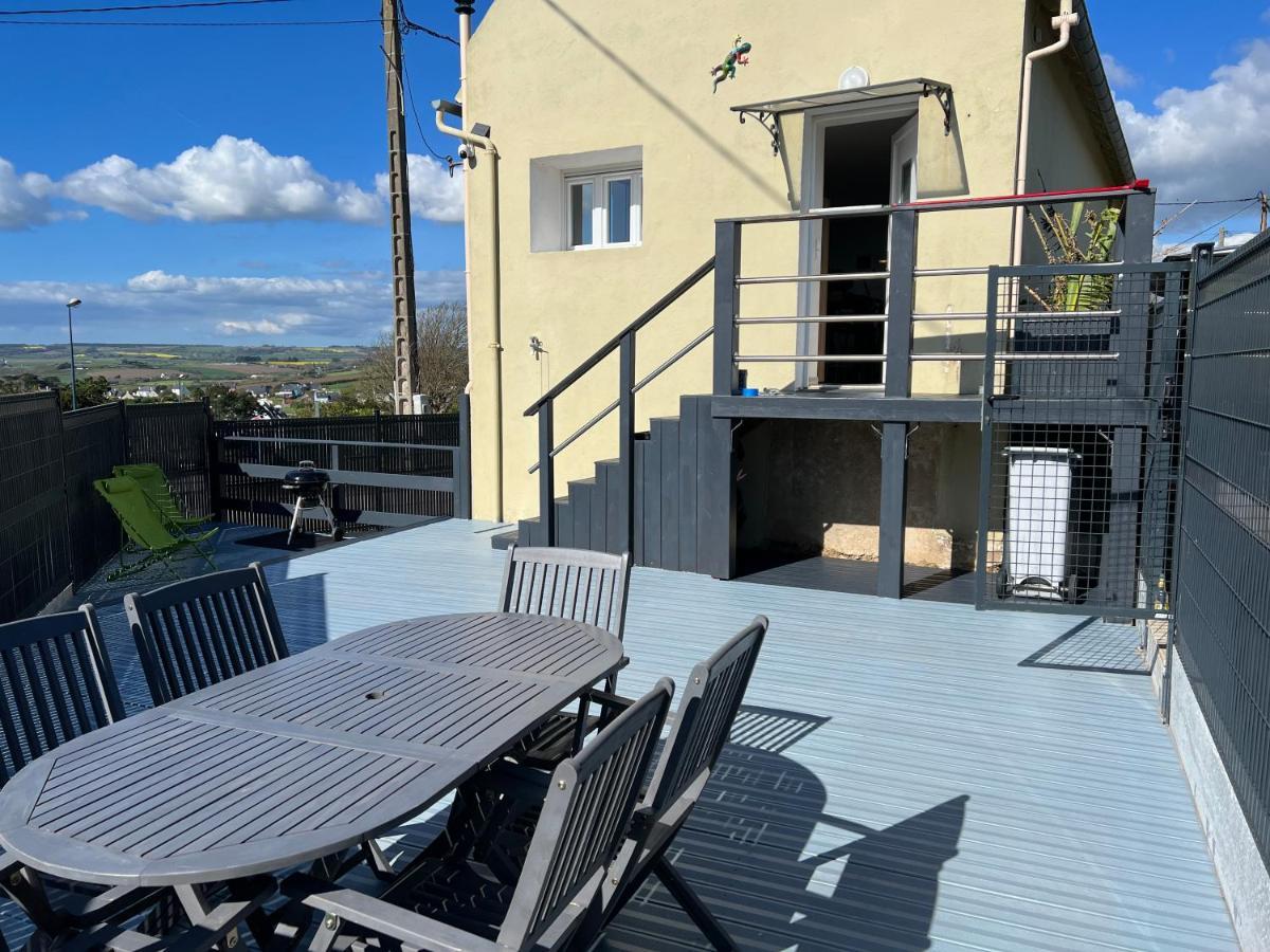 Ti Igwan I Maison A 450M De La Mer Plomodiern Exteriör bild